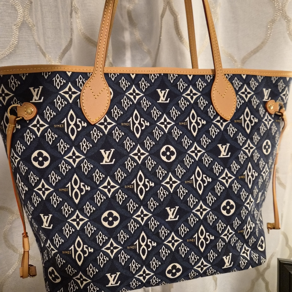 SOLD🩵Louis Vuitton 1854 Jacquard Neverfull MM Tote Bag with Wristlet - Picture 7 of 13